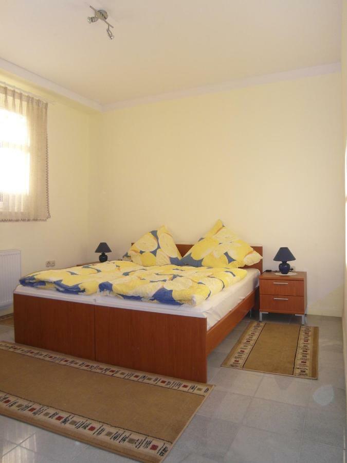 Apartments Victoria Zadar Buitenkant foto